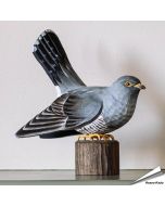 Realistischer, handgeschnitzter Kuckuck ✔️ Mit Farben naturgetreu bemalt ✔️ Originelles Geschenk für Vogel- und Naturliebhaber ➤ Kaufe online bei Alles für Vögel