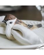 Serviettenring aus Holz - Feldsperling ✔️ Handgeschnitzt und bemalt ✔️ Vielseitige Dekoration - Naturgetreu geformt ✔️ Jetzt online kaufen bei Alles für Vögel