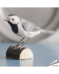 Handgeschnitzte Bachstelze in Naturgrösse ✓ Mit Farben naturgetreu bemalt ✓ Originelles Geschenk für Vogel- und Naturliebhaber ✓ Alles für Vögel