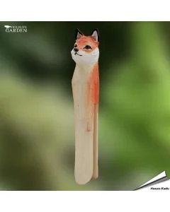 DecoClip - Fuchs von Wildlife Garden. Handgeschnitzte Holz-Wäscheklammer mit rotbraunem Fuchskopf, spitzen Ohren und heller Schnauze.