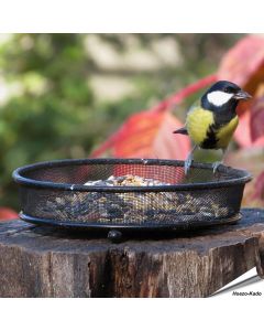 Stabiler Metall-Futtertisch für Wildvögel ✔️ Ideal für Bodenfresser ✔️ Modernes, pulverbeschichtetes Design ✔️ Perfekt für Garten & Balkon ➤ Jetzt bestellen!