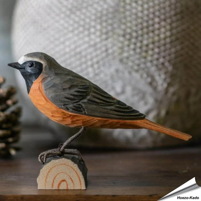 DecoBird - Gartenrotschwanz | Handgeschnitzter Holzvogel