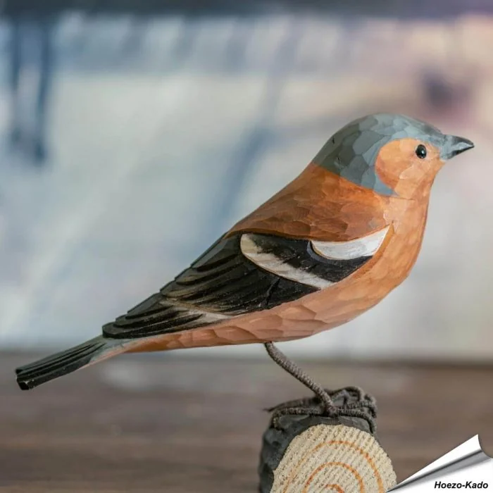 Buchfink (Fringilla coelebs) | Handgeschnitzter Holzvogel