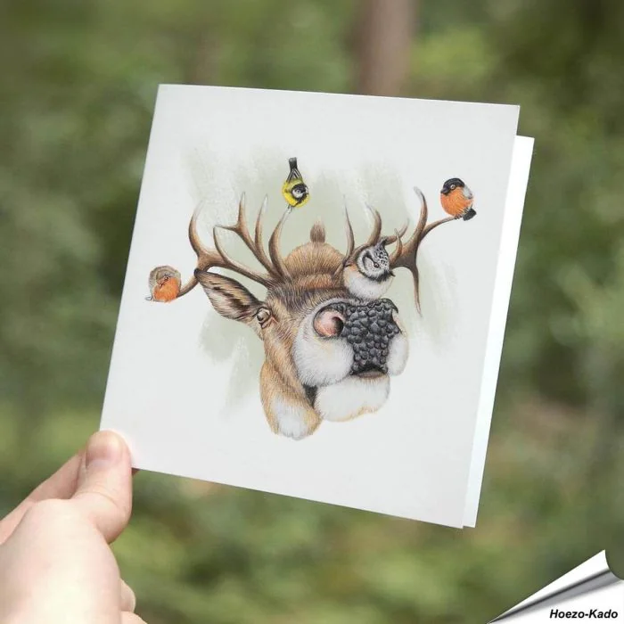 Atemberaubende Grußkarte mit Rothirsch und Gartenvögel ✔️ Handgezeichnet ✔️ Doppelkarte blanko ✔️ FSC-Papier ➤ www.allesfuervoegel.de