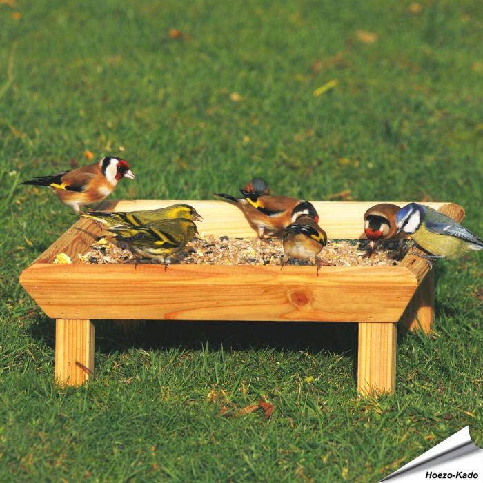 Stehender Futtertisch für Wildvögel