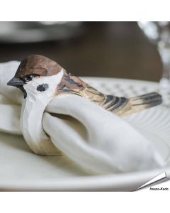 Serviettenring aus Holz - Feldsperling ✔️ Handgeschnitzt und bemalt ✔️ Vielseitige Dekoration - Naturgetreu geformt ✔️ Jetzt online kaufen bei Alles für Vögel