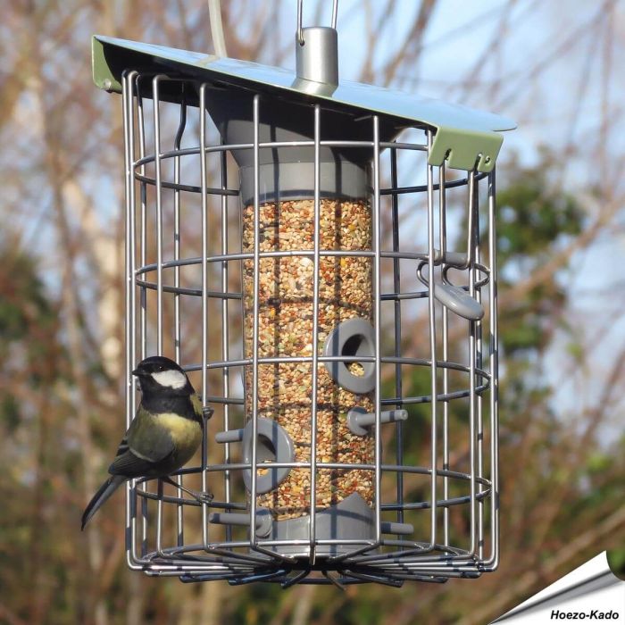 Futtersäule Roundhaus für Samen - Perfekt für kleine Vogelarten - Mit Schutzkorb - Alles für Vögel